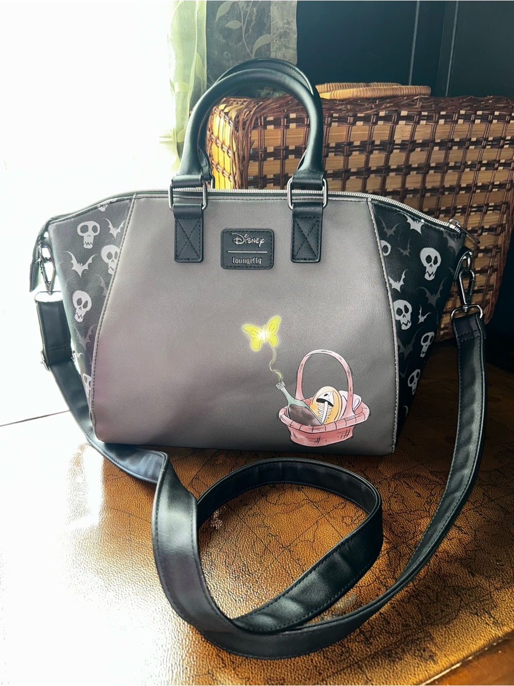 Loungefly The Nightmare Before Christmas Jack & Sally Picnic Satchel Bag - Picture 5 of 14